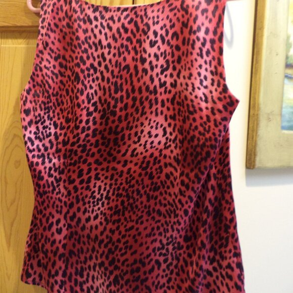 St. John Knit RED Tank Camisole   ~ New with Tags $300 ~  Excellent Size: SMALL - Picture 13 of 13